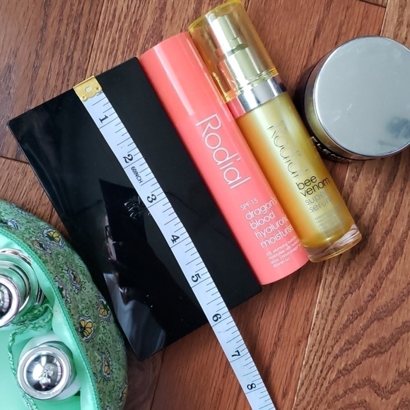 leaf  makeup/toiletry bag. - Picture 8 of 14